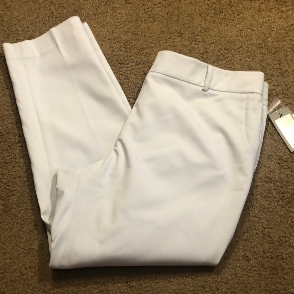 Chaus Pants NWT